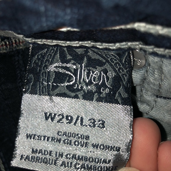 Silver Jeans - Picture 3 of 4